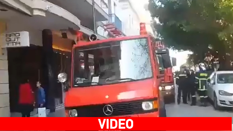 Πάτρα: Στις φλόγες τυλίχτηκε το σπίτι της οικογένειας του Κ. Στεφανόπουλου