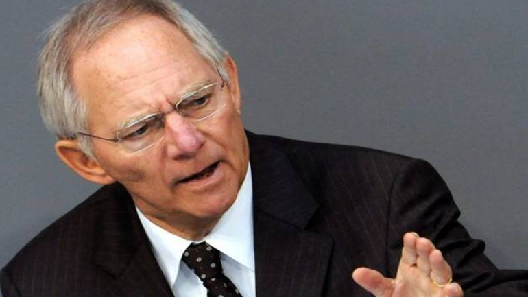 Εκπρόσωπος Σόιμπλε: Στα 120 δισ. ευρώ το κόστος αναστολής του ελληνικού χρέους