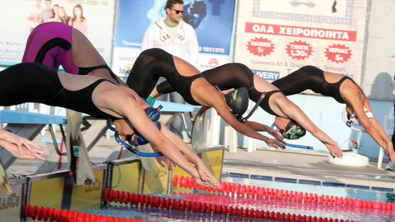 Κολύμβηση: Πιπινιάς και Δεληγιάννη στην Πανεπιστημιάδα