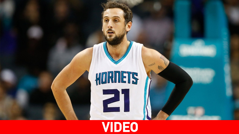 Αγκωνιά και ράμματα για τον Μπελινέλι