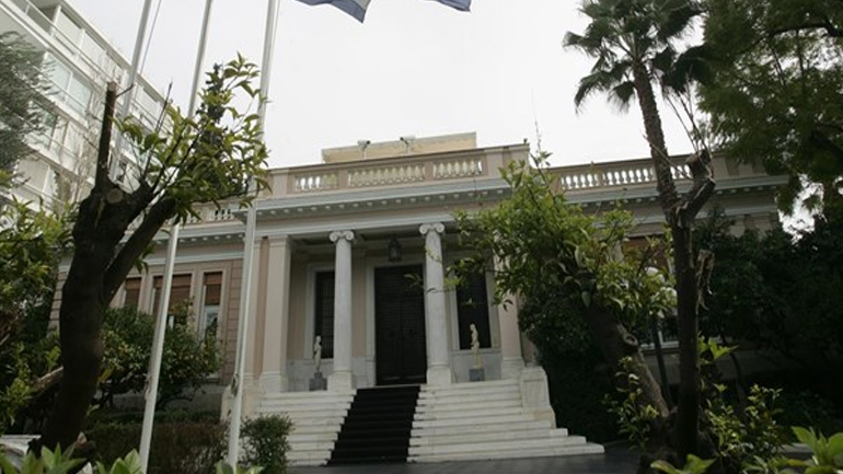 Τον Γενικό Διευθυντή της Διεθνούς Οργάνωσης Εργασίας συναντά ο Αλ. Τσίπρας