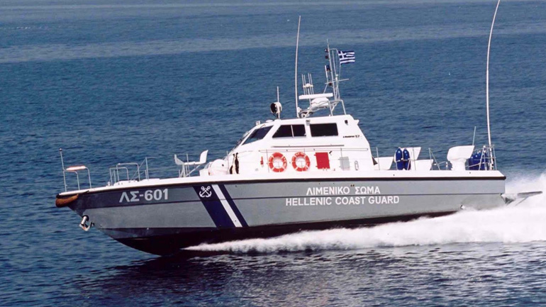 Εγκλωβίστηκαν σε βραχονησίδα λόγω κακοκαιρίας