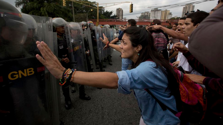 Βενεζουέλα: Προς επίλυση η πολιτική κρίση έπειτα από συμφωνία κοινοβουλίου και ανώτατου δικαστηρίου