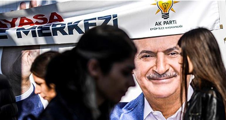 Πόρτα-πόρτα η ψηφοθηρία για τον Ερντογάν