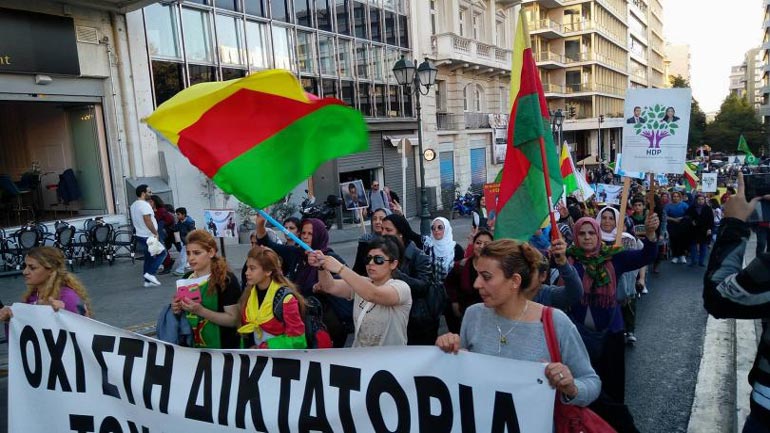 Πορείες διαμαρτυρίας των Κούρδων στην Αθήνα για τα δικαιώματα των φυλακισμένων της Τουρκίας