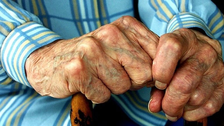 Μπήκαν στο σπίτι και άρπαξαν 5.000 ευρώ από ηλικιωμένο