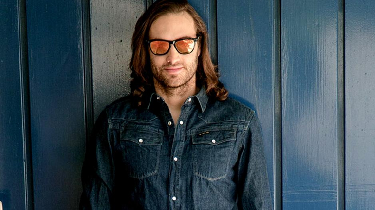 Κώστας Φραγκολιάς: «Τον Ιούνιο θα κόψω τα μαλλιά μου»