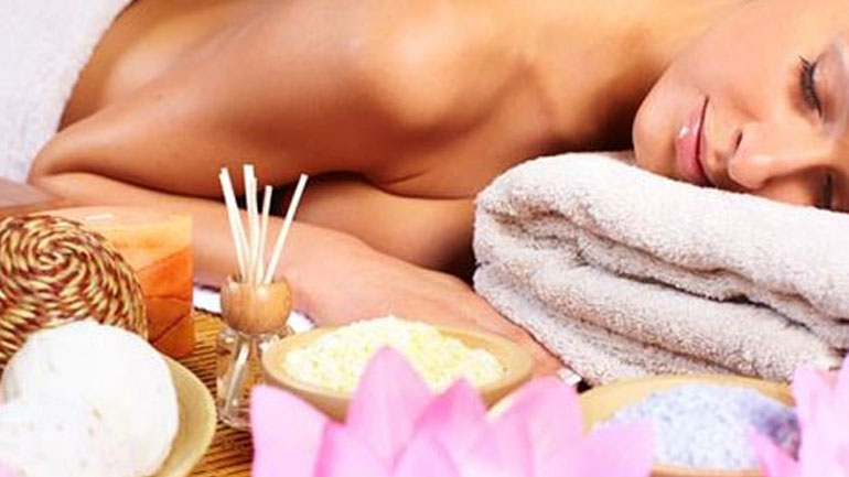 Η beauty editor του govastileto.gr σας παρουσιάζει μερικά beauty tips για ξεκούραστο ύπνο