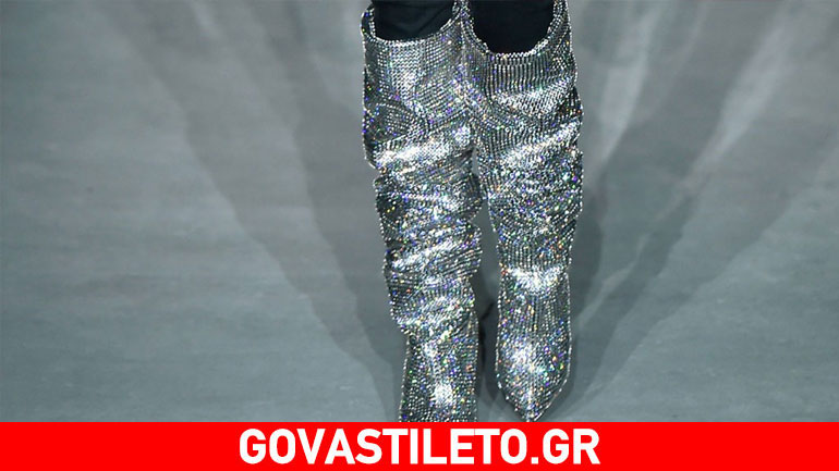 Λίστα αναμονής για τις sparkling μπότες του Saint Laurent