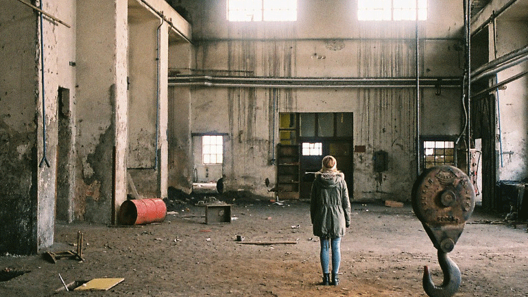 Μειώνεται διαρκώς η μεταποίηση στην Ελλάδα