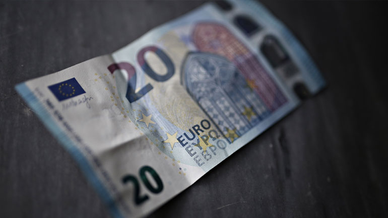 Στα 392,53 ευρώ ο μέσος μισθός για μερική απασχόληση