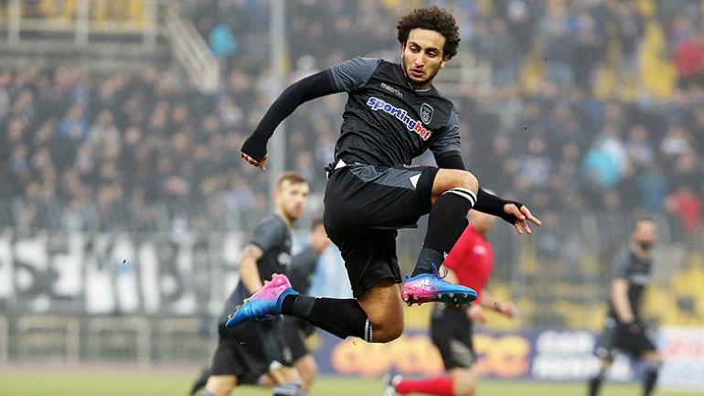 «Αποκοιμήθηκε στο αεροδρόμιο ο Ουάρντα»