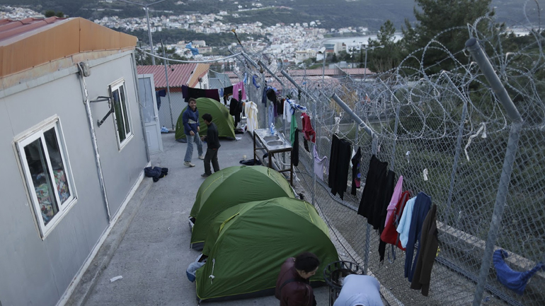 Στάσεις εργασίας στα hotspot Σάμου και Χίου