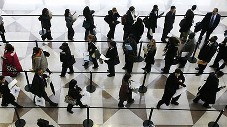 ΕΡΓΑΝΗ: Θετικό το ισοζύγιο προσλήψεων-αποχωρήσεων με αύξηση του ποσοστού των προσλήψεων για τον Μάρτιο