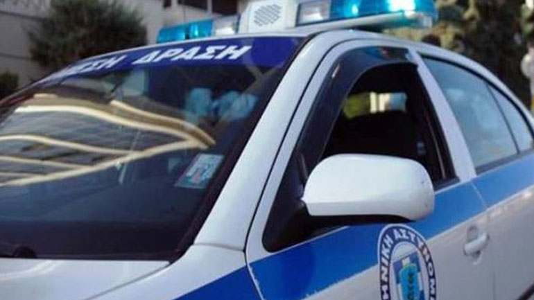 Χειροπέδες σε τρεις Αλβανούς που καλλιεργούσαν και διακινούσαν ναρκωτικά