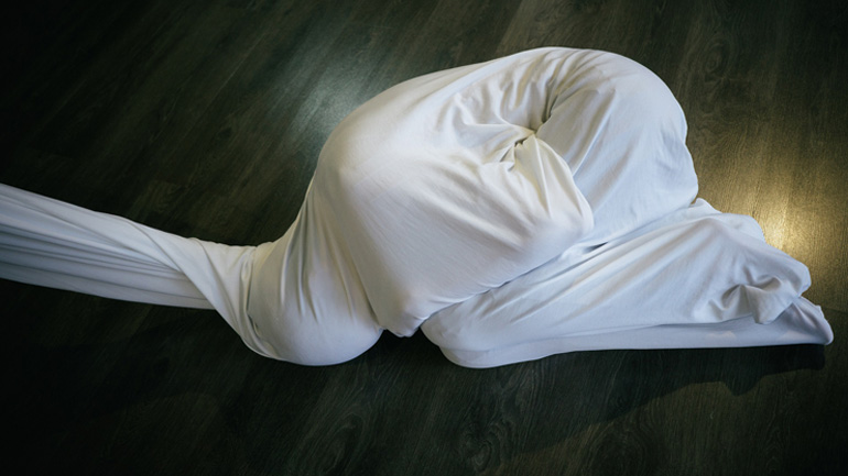 «Σταγόνα μέσα 2»: Μια παράσταση για τη διαδρομή προς την ίαση  στο Θέατρο «Αυλαία»