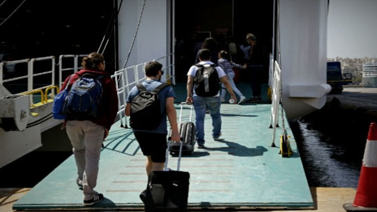 Οδηγίες Λιμενικού για ομαλή διακίνηση επιβατών το Πάσχα