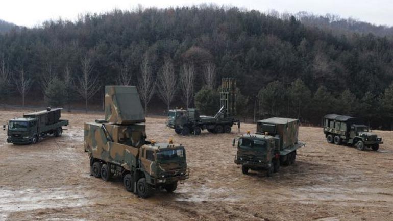 Η Σεούλ εκτόξευσε με επιτυχία βαλλιστικό πύραυλο