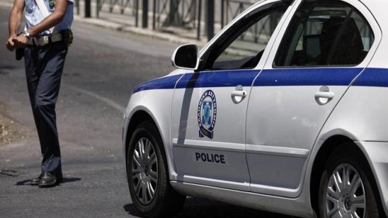 Άγρια καταδίωξη αυτοκινήτου στον ΒΟΑΚ – συνελήφθη άνδρας που άρπαξε το… 3χρονο κοριτσάκι του