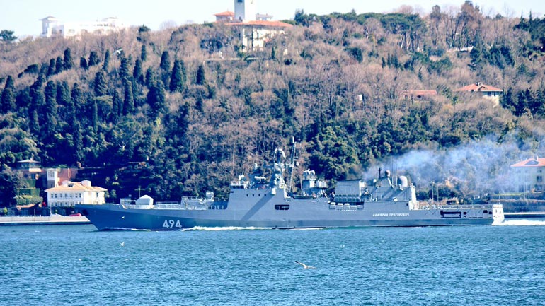 Ρωσική φρεγάτα σπεύδει στη Συρία Ρωσική φρεγάτα σπεύδει στη Συρία