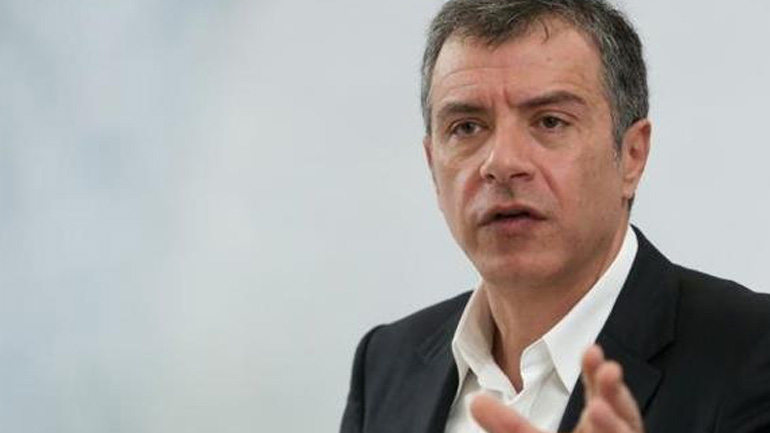 Περιοδεία Θεοδωράκη σε Ρόδο και Κω