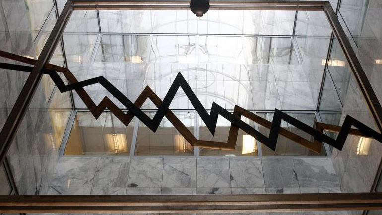 Reuters: Υποχώρηση στην απόδοση των ελληνικών ομολόγων μετά τη συμφωνία του Eurogroup