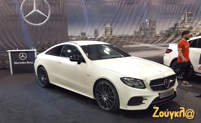 H Mercedes E Class Coupe σε ένα εντυπωσιακό άσπρο ματ χρώμα!