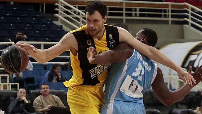 Νίκη στον πόντο για την ΑΕΚ, 82-81 τον Κολοσσό