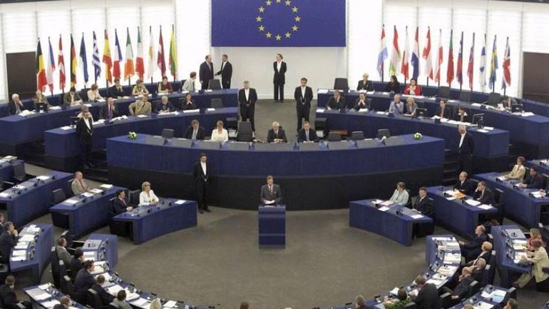 Το Ευρωπαϊκό Κοινοβούλιο θέλει να καταπολεμήσει τις ψευδείς ειδήσεις μέσα από την εκπαίδευση