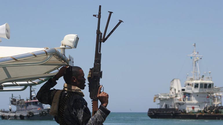 Σομαλία: Κίνα και Ινδία απέτρεψαν Σομαλούς πειρατές να καταλάβουν εμπορικό πλοίο