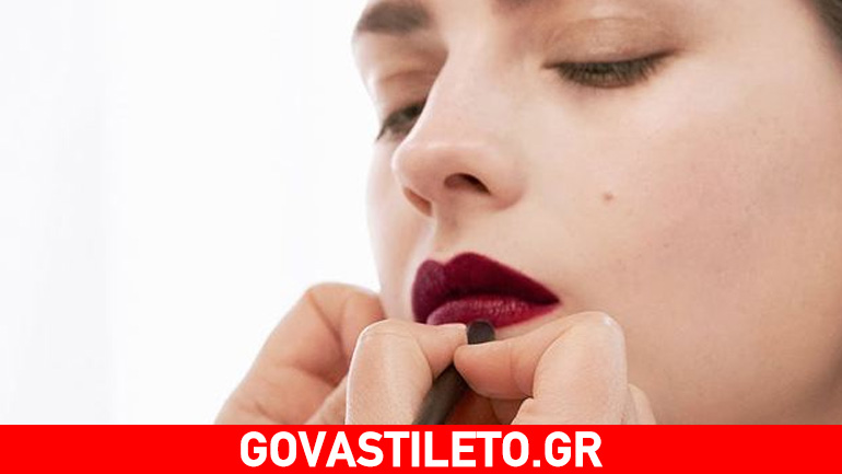 To Oxblood είναι η νέα τάση στο κόκκινο κραγιόν