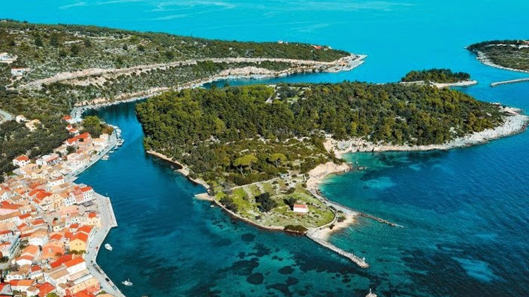 Προσάραξη σκάφους στους Παξούς