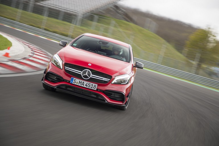 Ο 2.0 Turbo κινητήρας των 381 ίππων είναι ο ισχυρότερος στην κατηγορία