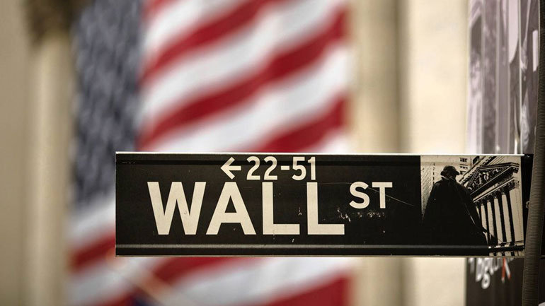 Οριακές απώλειες στη Wall Street