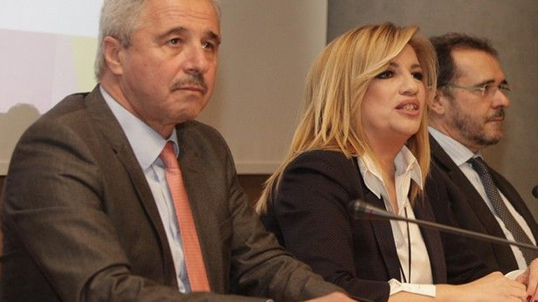 ΠΑΣΟΚ: Απρέπεια να ταυτίζεται ο Α. Τσίπρας με τον Α. Παπανδρέου