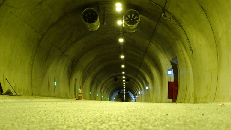 Ονοματοδοσία με πολιτικό άρωμα στα εγκαίνια των σηράγγων στην Κορίνθου-Πατρών