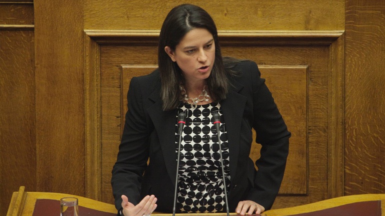Νίκη Κεραμέως: «Διαχειριστική ανεπάρκεια του Υπουργείου Παιδείας»