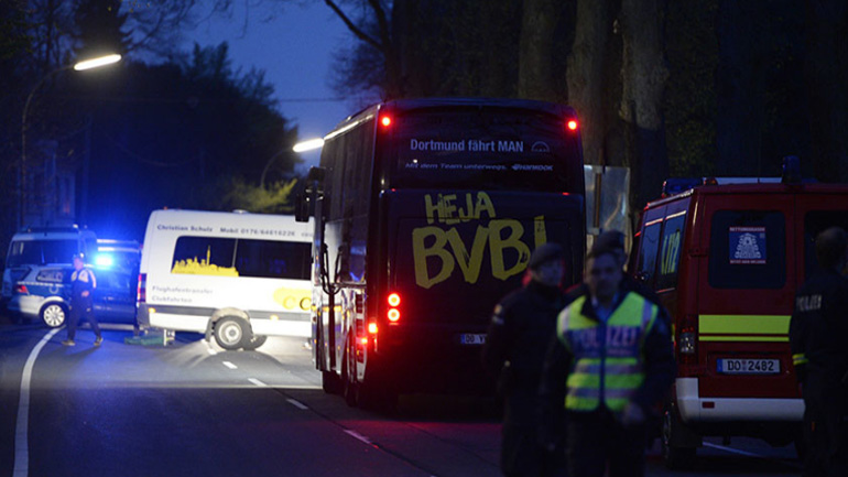 Χειροπέδες σε ύποπτο για την επίθεση στο πούλμαν της Ντόρτμουντ