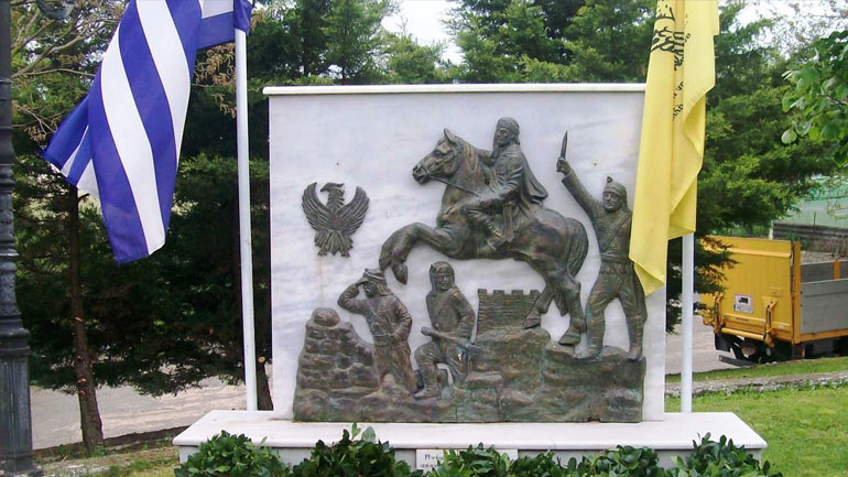 Μνημείο για τη Γενοκτονία των Ποντίων στον Πειραιά