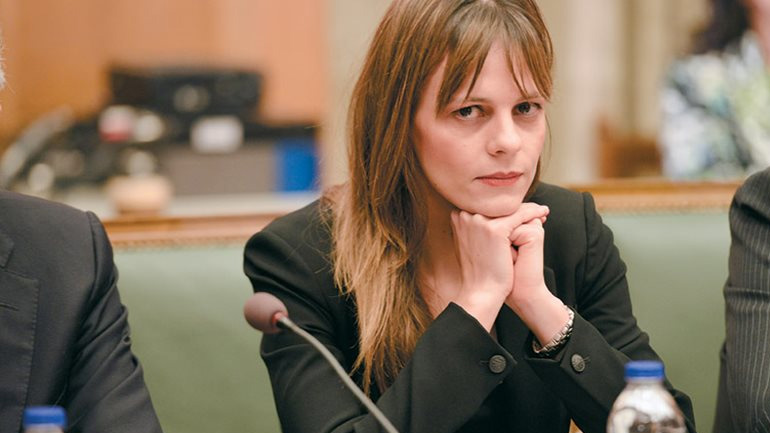 Αχτσιόγλου: Αν πέρναγε από το χέρι δανειστών και ΝΔ οι συλλογικές διαπραγματεύσεις δεν θα επανέρχονταν ποτέ