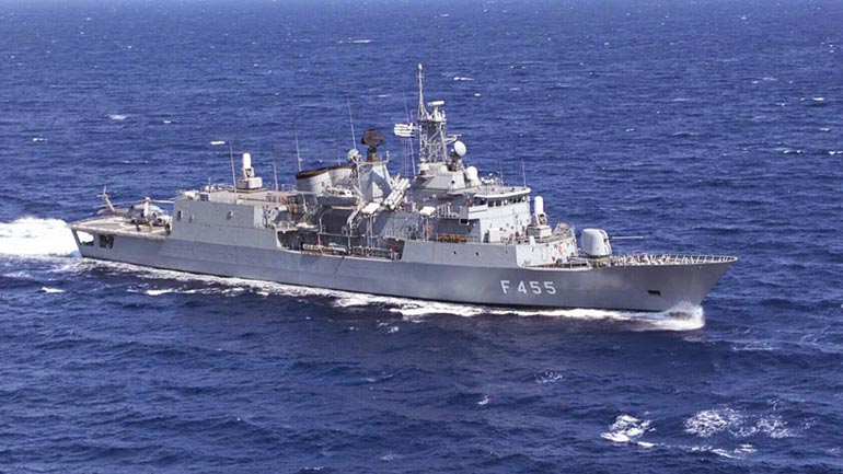 Η φρεγάτα του πολεμικού Ναυτικού “ΣΑΛΑΜΙΣ” αναλαμβάνει την τακτική διοίκηση νατοικής επιχείρησης