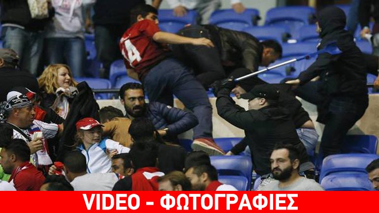 Άγρια επεισόδια στο Λιόν-Μπεσίκτας – οπαδοί κατέφυγαν στον αγωνιστικό χώρο! Άγρια επεισόδια στο Λιόν-Μπεσίκτας – οπαδοί κατέφυγαν στον αγωνιστικό χώρο!