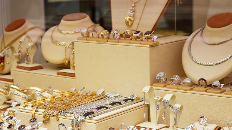 Σέρρες: Άρπαξαν κοσμήματα αξίας 5.000 ευρώ με τη μέθοδο  της απασχόλησης