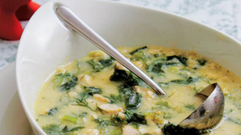 Πώς να φτιάξετε την κλασική μαγειρίτσα