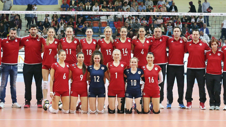 «Συγχαρητήρια στην ομάδα βόλεϊ γυναικών»