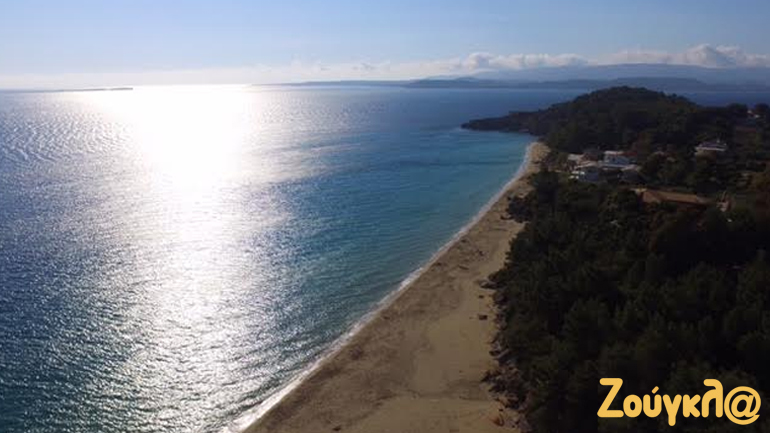Μαγεύει ο Μακρύς Γιαλός στην Κεφαλλονιά