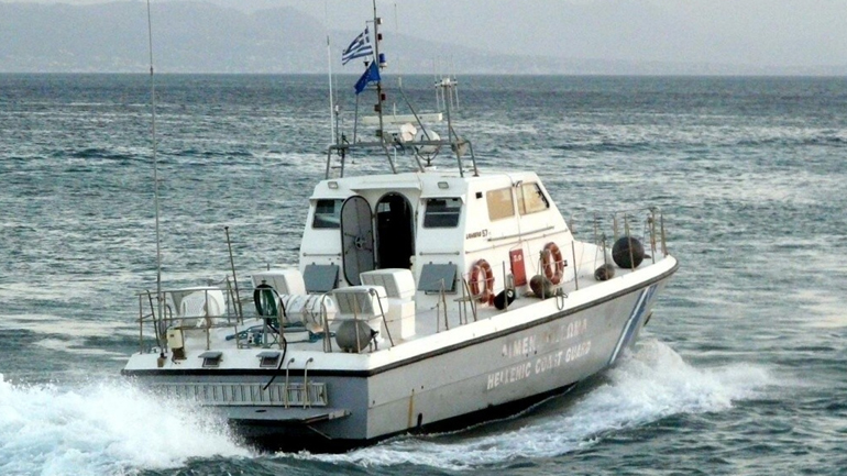 Κεφαλλονιά: Σήμα κινδύνου από σκάφος με 38 μετανάστες