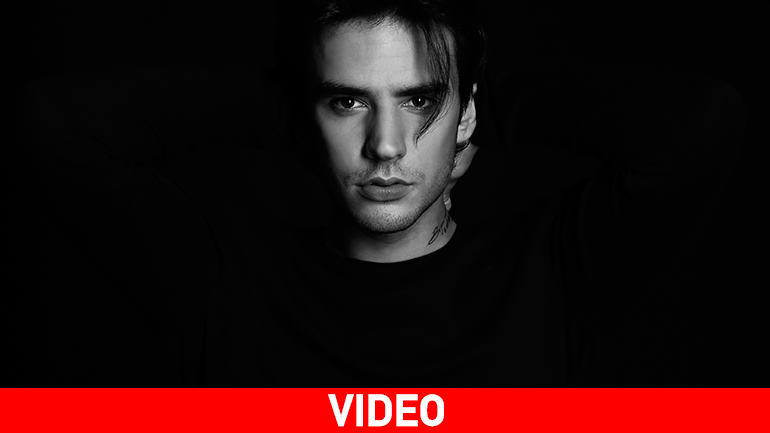 Ο Άρις Πετράκης live στο Bookabar