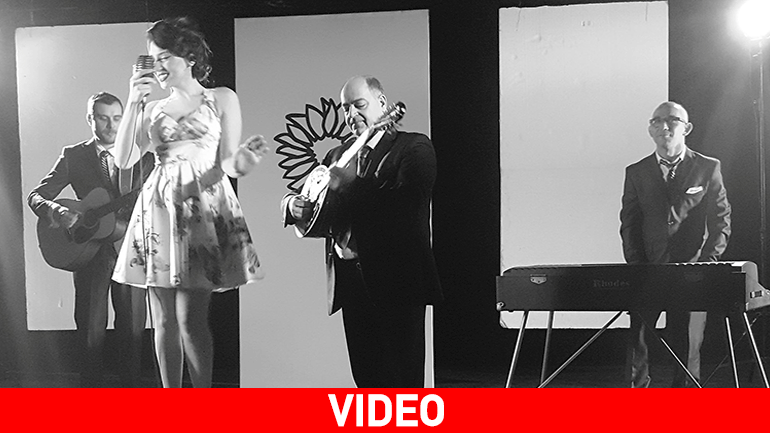 Les Au Revoir Feat. Μανώλης Καραντίνης – «Εσύ» – Mια μεγάλη επιτυχία του Μανώλη Χιώτη