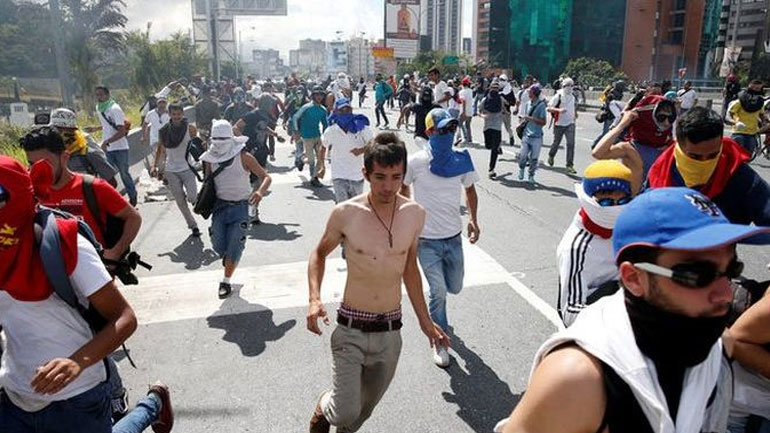 Βενεζουέλα: Σε νέες διαδηλώσεις καλούν η αντιπολίτευση αλλά και η κυβέρνηση την Τετάρτη